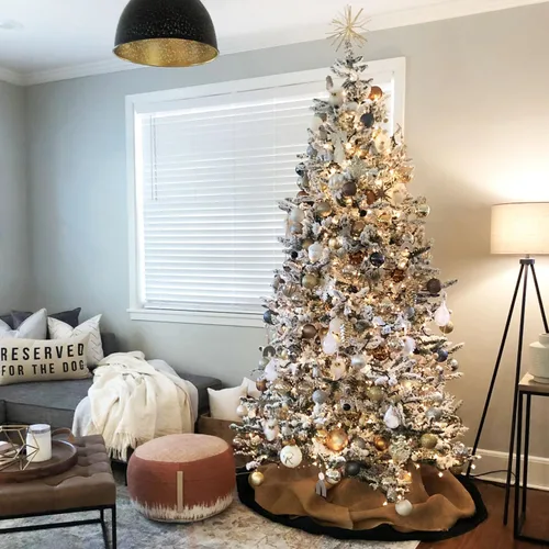 Vista 2 de Fraser Hill Farm Pine Valley - Árbol de Navidad con efecto nevado, 6.5 pies de alto, árbol de Navidad nevado con conexión fácil, luces inteligentes