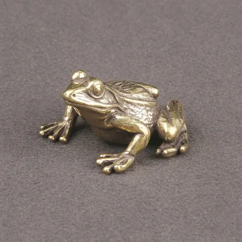 Vista 2 de HOMSFOU Figuras de animales de latón, figuras de Feng Shui, rana de Vinatge, figuras de Feng Shui, decoración de mesa de rana, decoración de rana