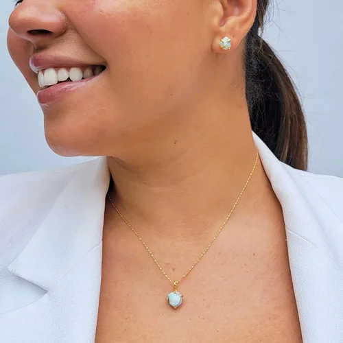 Vista 8 de Aretes de piedra preciosa natural en bruto con oro amarillo sobre plata de ley 925, 6 a 0.276 in, regalo de piedra de nacimiento de calidad genuina