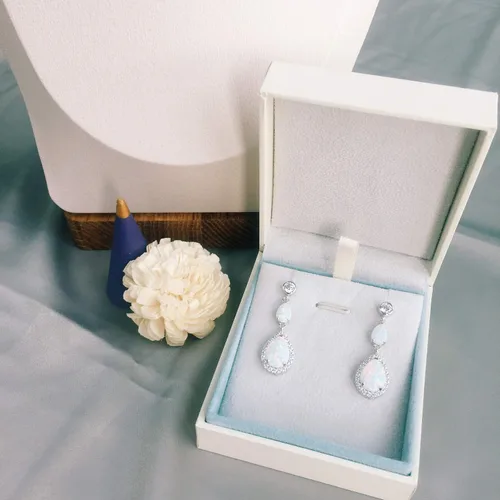 Vista 6 de FANCIME Aretes de plata de ley con ópalo blanco, piedra natal de octubre, ópalo de fuego, halo de gota de agua, forma de lágrima, aretes de ópalo
