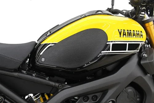Vista 2 de TechSpec Puños para tanque Gripster - Compatible con YAMAHA XSR900 (2017 - ACTUAL) - 62-4016-SS - SnakeSkin
