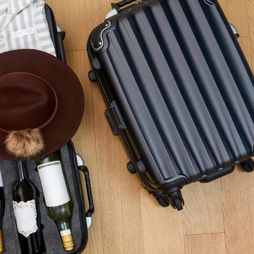 Vista 8 de VinGardeValise® The Piccolo - Maleta de vino – Equipaje de viaje de 5 botellas, aprobado por la TSA, carcasa dura duradera, espuma a prueba de Negro