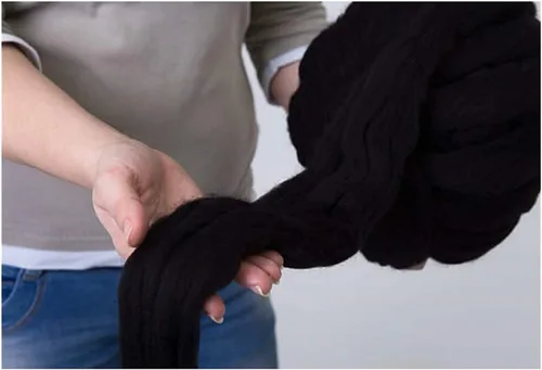 Vista 6 de Hilo de tejer grueso para bricolaje, hilo grueso súper grueso para hilar a mano, manta para tejer con el brazo, 1 (color negro, 8.82 oz)