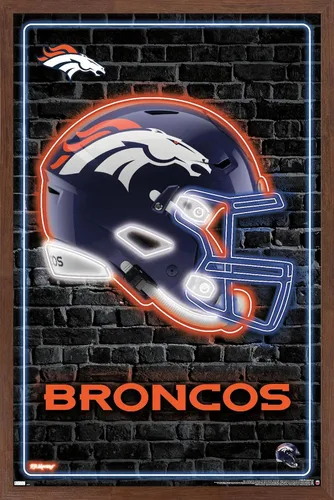 Vista 16 de NFL Denver Broncos - Póster de pared con casco neón, 22.4 pulgadas de largo x 14.7 pulgadas de ancho, versión enmarcada de madera de granero