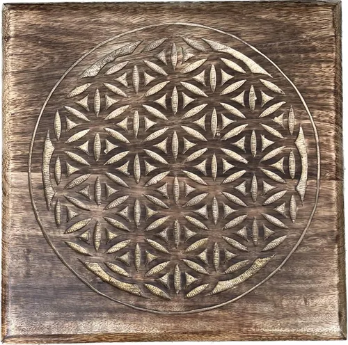 Vista 5 de DharmaObjects Mesa de meditación de altar del santuario de Puja tallada a mano de madera maciza de mango (flor de vida)