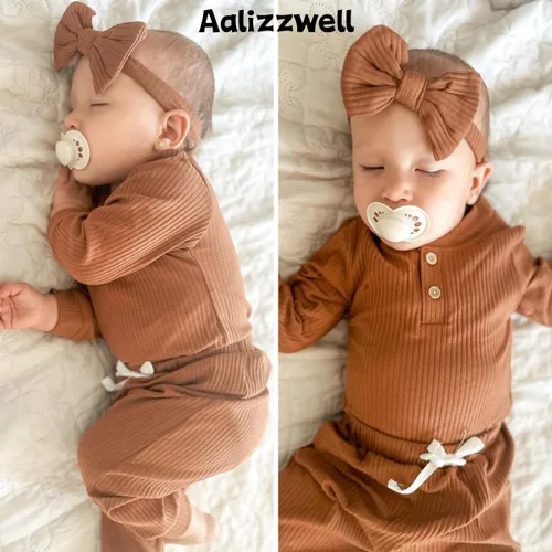 Vista 3 de Aalizzwell Traje acanalado de manga larga neutral para bebé con sombrero y diadema
