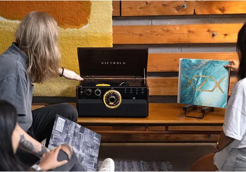 Vista 7 de Victrola Metropolitan - Reproductor de discos Bluetooth 4 en 1 y centro multimedia - Tocadiscos de 3 velocidades accionado por correa con altavoces