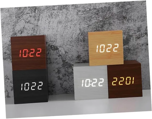 Vista 3 de Holibanna Batería LED de madera reloj de escritorio puertos de carga pequeño digital para oficina en casa