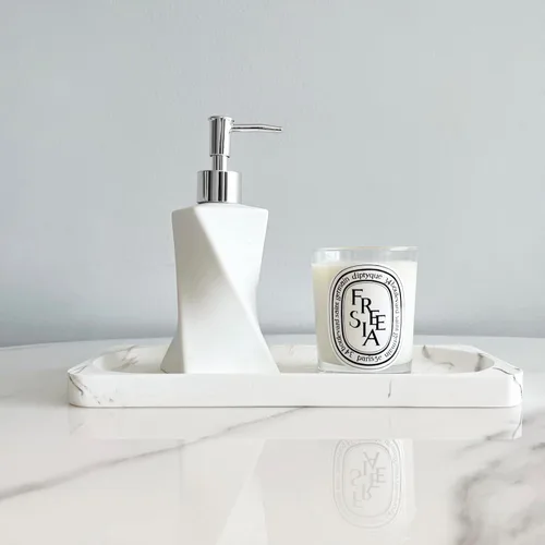 Vista 8 de Dispensador de jabón blanco moderno con bomba plateada para baño y cocina, estilo de arte contemporáneo, acabado mate, a prueba de óxido, 8.5 onzas