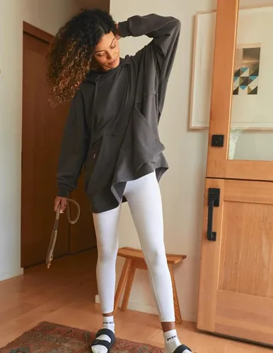 Vista 3 de Paquete de 4 leggings para mujer, diseño suave de tiro alto, con control de abdomen, no se traslucen, pantalones deportivos de yoga negros