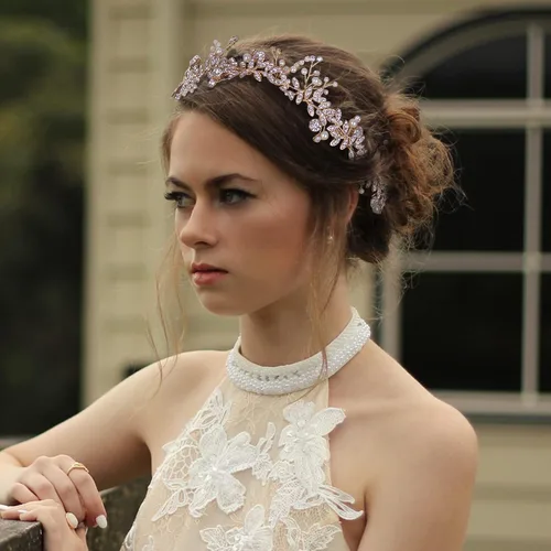Vista 3 de Diadema de diamantes de imitación de los años 20 para novia, accesorios de los años 20 para mujeres, novias de boda, color dorado