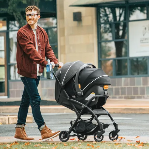 Vista 7 de Chicco Presto - Cochecito de bebé ligero autoplegable de menos de 15 libras