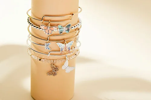 Vista 8 de Alex and Ani Butterfly Bracelets