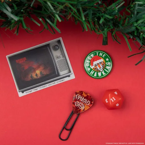 Vista 6 de STRANGER THINGS - Calendario de Adviento - 24 regalos y accesorios exclusivos de Hawkins and the Upside Down - Papelería y coleccionables - Para