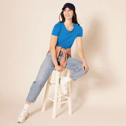 Vista 261 de Amazon Essentials Women's Regular-Fit Short-Sleeve Crewneck T-Shirt