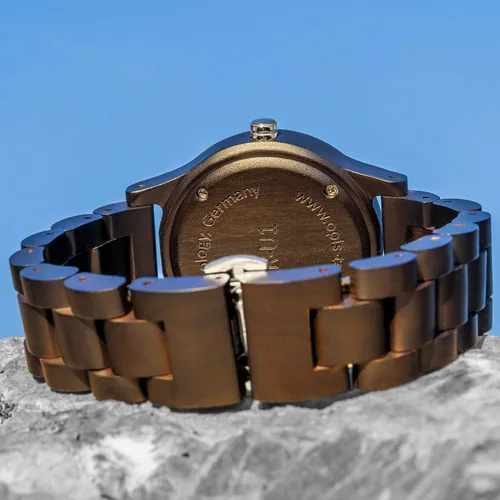 Vista 5 de Opis UR-U1 Reloj Artsy UnisexFemenino de MaderaReloj de Pulsera para HombreReloj de Madera para MujerHombre Hecho con Cara Única en Relieve