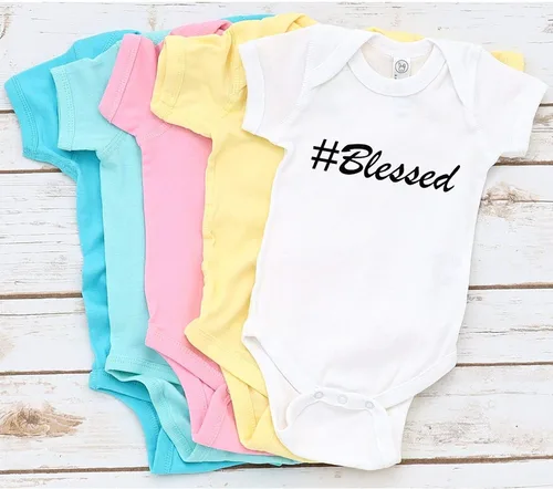 Vista 6 de TripleBDesigns BLESSED - Body para baby shower regalo de bautismo cristiano mensaje para bebé