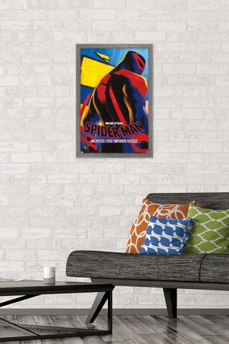 Vista 2 de Marvel Spider-Man: Across The Spider-Verse - Póster de pared de una hoja de Miguel O'Hara, 22.4 pulgadas de largo x 14.7 pulgadas de ancho, versión