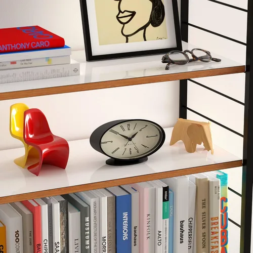 Vista 4 de NEWGATE® Ronnie - Reloj despertador, diseño retro ovalado, acabado de goma suave negro, ideal para mesita de noche, escritorio o estante, accesorio