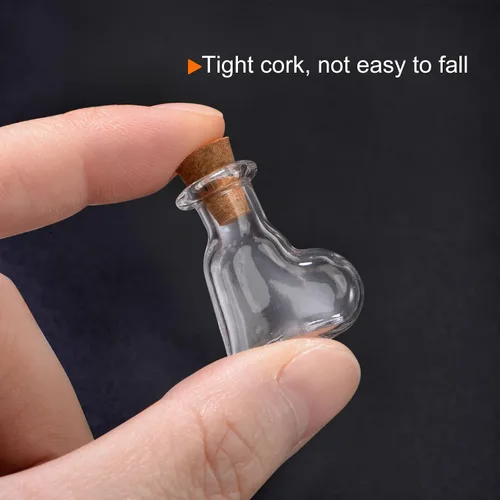 Vista 4 de HARFINGTON 20 mini botellas de vidrio con tapones de corcho oblicuamente en forma de corazón, pequeños frascos de vidrio transparentes transparentes