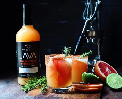 Vista 7 de LAVA LAVA Craft Cocktail Co. - Mezclador de cóctel de margarita jalapeño picante y paloma paloma rojo rubí y pomelo de LAVA Craft Cocktail Co., bajo