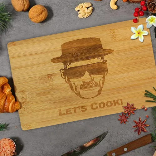 Vista 2 de Breaking Bad - Tabla de cortar grabada Master of the Grill and Best Dad Ever - Regalos para papá en cumpleaños - Tabla de cocina de bambú grabada