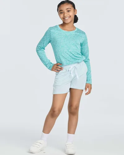 Vista 6 de Real Essentials Paquete de 4 pantalones cortos para correr de rendimiento atlético para niñas con cordón y bolsillos