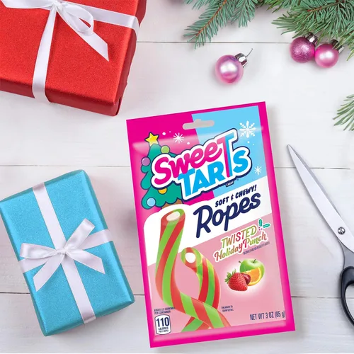 Vista 5 de SweeTarts Cuerdas, Holiday Twisted Punch 3oz (paquete de 12)