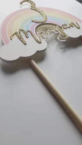 Vista 2 de Rainbow 3D cake topper with name and age. Traditional or pastel rainbow. XL sizes avaliable.