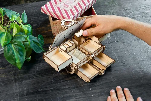 Vista 5 de UGEARS Rompecabezas de madera 3D de caja antigua para adultos - Kits
