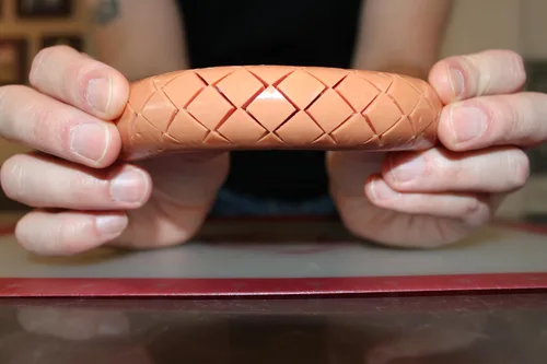 Vista 6 de Slotdog - Herramienta de corte para hot dogs - Cuchillos de corte de acero inoxidable para cocina, parrilla, fiestas improvisadas, camping y Rojo