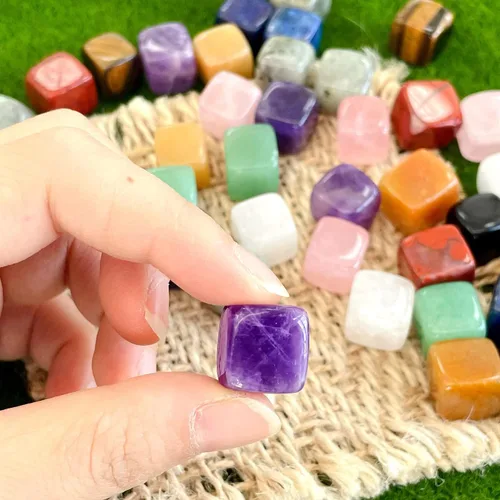 Vista 5 de DUQGUHO Juego de 49 piezas de piedras de cristal curativas para chakras, piedras pulidas rodadas, cristales a granel, amatista, lapislázuli, cuarzo