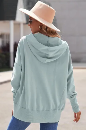 Vista 4 de AlvaQ Sudadera casual con cuello en V y botones para mujer, sudadera de gran tamaño, con capucha y bolsillos