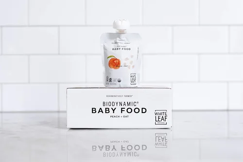 Vista 9 de White Leaf Provisions Alimentos biodinámicos y orgánicos para bebés, bolsas de puré de melocotón + avena sin azúcar para bebés, alimentos