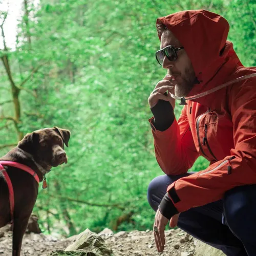 Vista 3 de Apricoat Adventure 2.0 - Chaqueta de invierno cálida aislada, con capucha, impermeable y resistente al viento para viajes, senderismo, senderismo