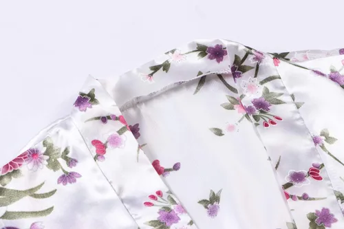 Vista 3 de Bata de baño corta de satén floral para mujer, para novia, damas de honor, ropa de dormir
