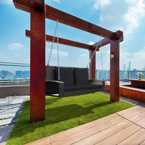 Vista 4 de Tangkula Columpio de Mimbre para Porche de 2 Personas, Patiojoy Banco Colgante de Ratán para Exteriores con 2 Cojines de Respaldo y 1 Cojín