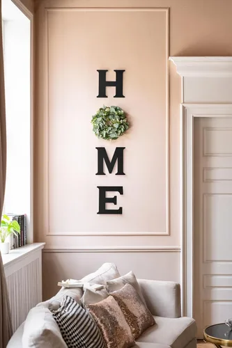 Vista 2 de Mkono - Cartel colgante de madera estilo granja con letras artificiales de eucalipto para la letra "O", letras colgantes de madera rústica