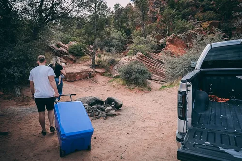 Vista 4 de Blue Coolers Ark Series with Wheels 110 Quart, Roto-Molded Ice Cooler Large Ice Chest Holds Ice up to 10 Days