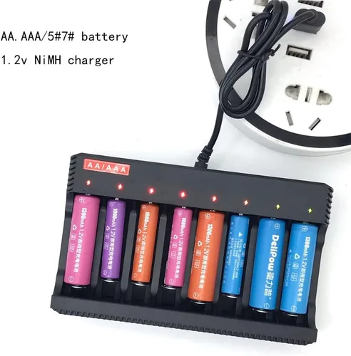 Vista 2 de Cargador de batería USB AA/AAA No. 5 No. 7 1.2V Níquel-metal hidruro de níquel-cadmio Batería de ocho ranuras Cargador inteligente Luz de giro