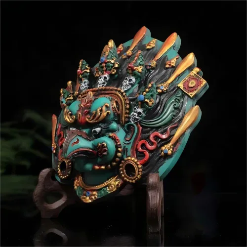 Vista 2 de Máscara decorativa tradicional tallada a mano, máscaras de Nepal, máscara de resina pintada tallada a mano, 5 x 6 pulgadas