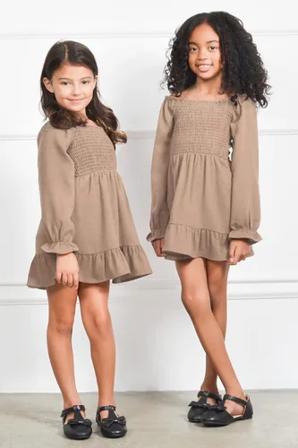 Vista 4 de Vestidos para mamá y yo Vestido fruncido para mujer, cuello cuadrado, bolsillo, bohemio, lindo conjunto familiar a juego para sesión de fotos