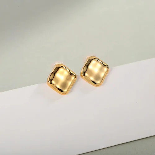 Vista 4 de ENSKEFEN Aretes cuadrados de clip para mujer, aretes de clip dorados con clip, aretes geométricos sin perforación, Latón, No es una piedra preciosa