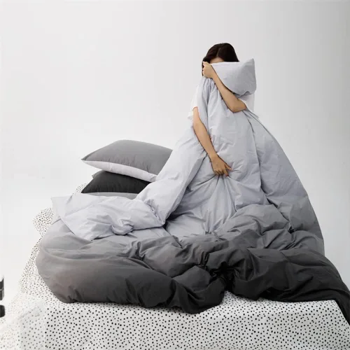 Vista 4 de Wellboo - Juego de edredón de tamaño matrimonial, ropa de cama de color gris gradiente sólido, gris plateado, gris claro, modernos, simples, blancos