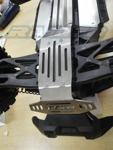 Vista 3 de Armadura de chasis de acero inoxidable placa deslizante delantera y trasera 5 piezas versión hueca para Traxxas X-Maxx XMAXX 6S 8S