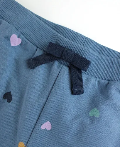 Vista 7 de RuffleButts Conjunto deportivo para bebéniña pequeña
