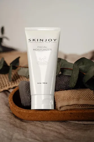 Vista 3 de Skinjoy Hidratante facial para piel seca, con ácido hialurónico, colágeno, aloe, productos para el cuidado de la piel facial, cuidado de la piel