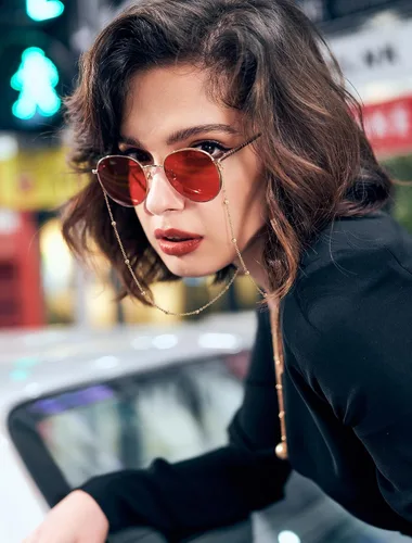 Vista 3 de Veda Tinda Vision Lentes de sol redondos pequeños vintage para mujer, clásicos, retro, con protección UV, cadena