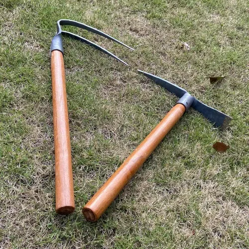 Vista 3 de Juego de 2 palillos de jardín de 19.6 pulgadas, juego de herramientas de azada de mano de 2 puntas, herramienta de jardín con mango de madera