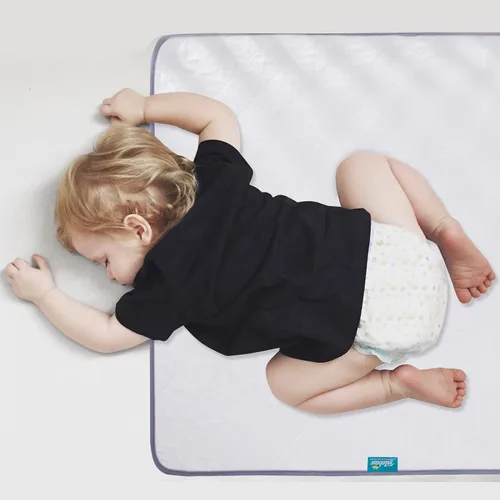 Vista 8 de Protector de colchón impermeable para cuna, almohadillas para orina de 27 x 38 pulgadas, color gris 4 Layers Incontinence Bed Pads, Non-Slip &
